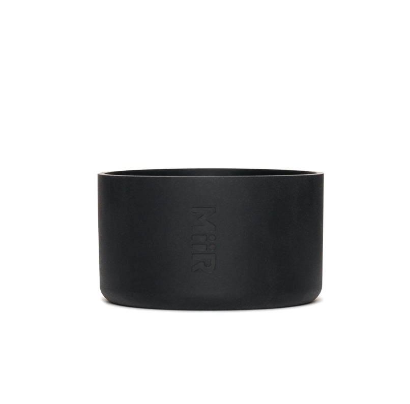 silicone-boot-d8 Silicone_Boot_32oz_42oz_Black_Studio_0821_SLB1PN34002_Front_22fbd7e0-94c1-4c9d-9f4e-6b60d37f6bce.jpg