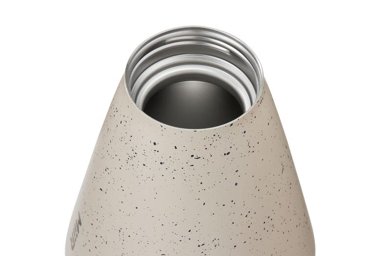 new-standard-carafe-p4 WebPDP-33oz_New_Standard_Carafe_Desert_Tan_Speckle_Studio__CAR1SVOS224_45_Top_Off.jpg