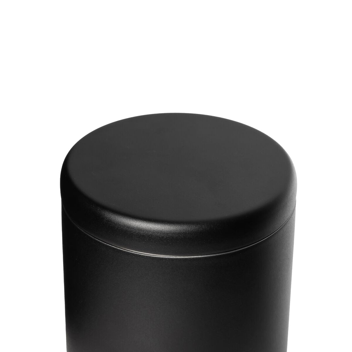 airlock-coffee-canister-l4 WebPDP-Airlock_Coffee_Canister__ACN2SVOS002_Black_X2Studio_45_Deg_Lid_On.jpg