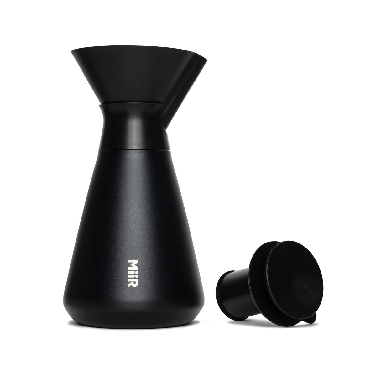 new-standard-carafe-p4 WebPDP-Carafe_Black_Studio_0722_Front_Lid_Staged__CAR1SVOS002.jpg