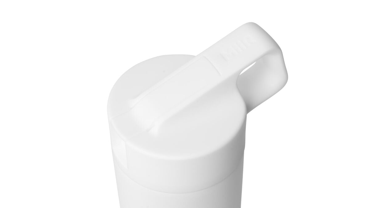 straw-bottle-i8 WebPDP-Straw_Lid_2_White_Studio_0221_45deg_Closed__WMB2SL20001.jpg