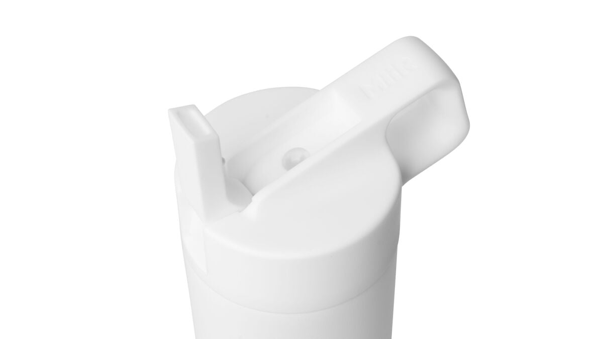 straw-bottle-i8 WebPDP-Straw_Lid_2_White_Studio_0221_45deg_Open__WMB2SL20001.jpg