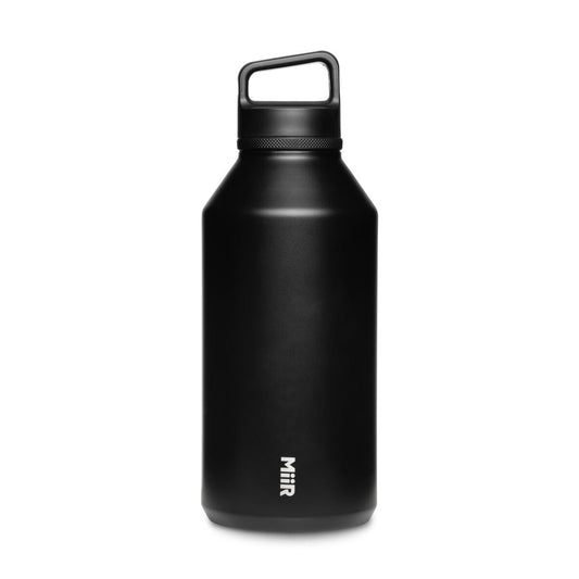64oz-wide-mouth-bottle-g5 Web_PDP-64oz_Wide_Mouth_Bottle_Black_WMB2SV64002_2XStudio_Front_Lid_On_1.jpg